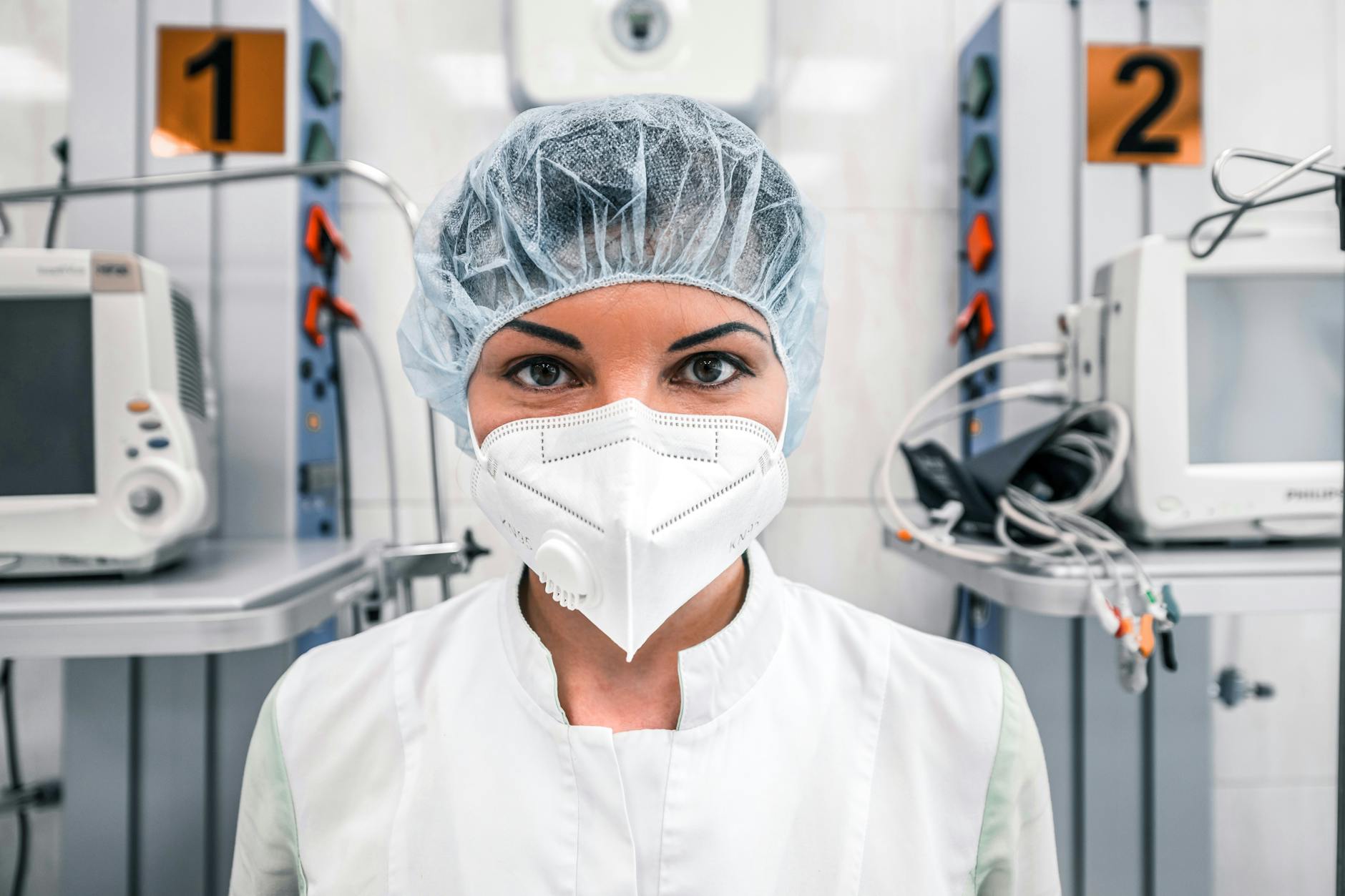 hospital workers PPE respiratory care